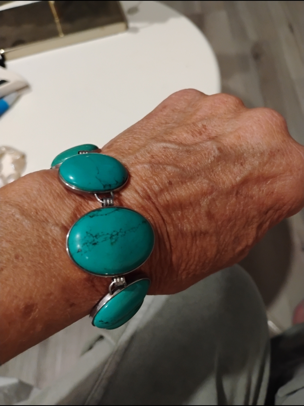 Turquoise Oval Stone Bracelet - Women's Silver-Tone Link Bracelet